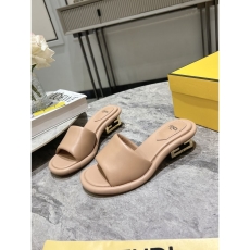 Fendi Slippers